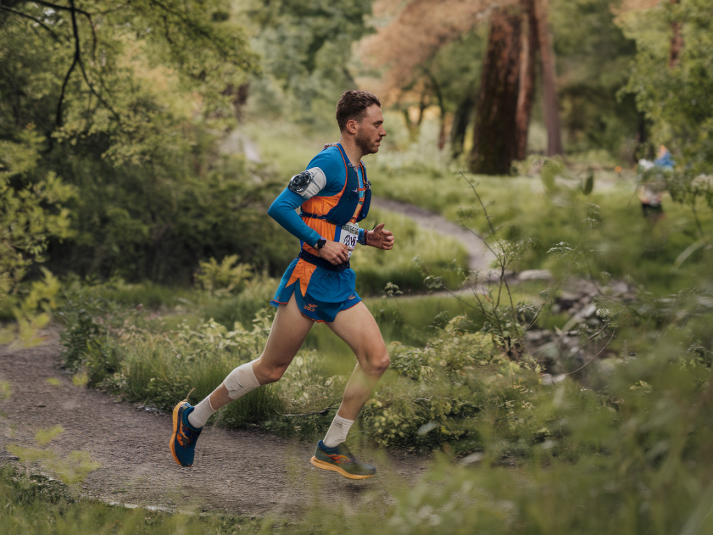 Comment reprendre le sport après une blessure au tendon d'achille : étapes quotidiennes et erreurs à éviter